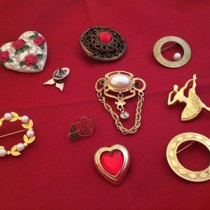 brooch pin lot 10 items hearts, ballerina A13